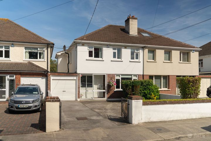 88 Clonkeen Road, Deansgrange, Blackrock, Co. Dublin, A94AX89