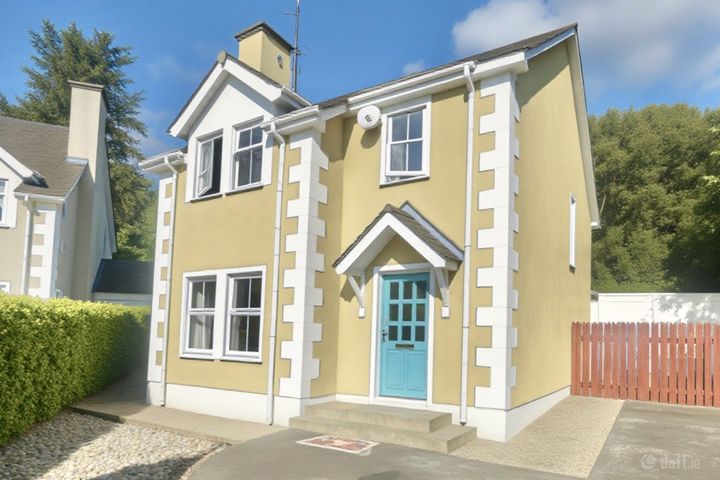8 Orchard Close Mannercunningham, Donegal, Donegal