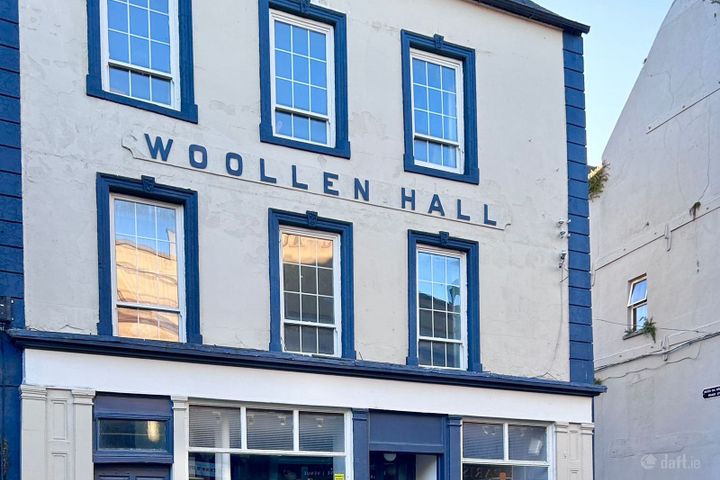 Murphy's Woolen Hall, 11 High Street, Kilkenny, Kilkenny