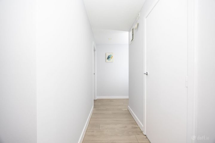 Apartment 54, Temple Gardens, Dublin 9, D09H9W2 - Photo 2
