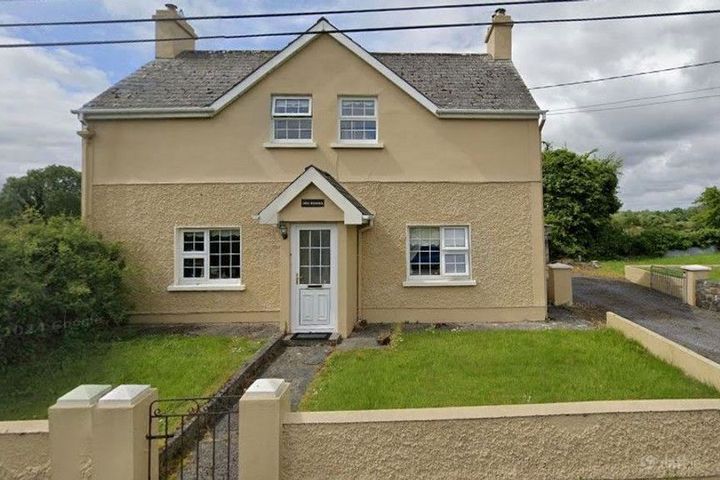 Cross Residence, Creggan, Ballaghaderreen, Co. Roscommon, F45N793