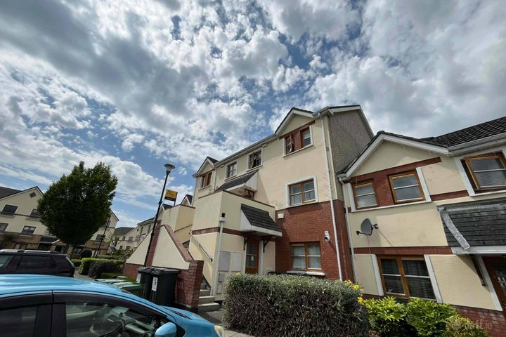 Marlfield Lawn, Kiltipper, Dublin 24