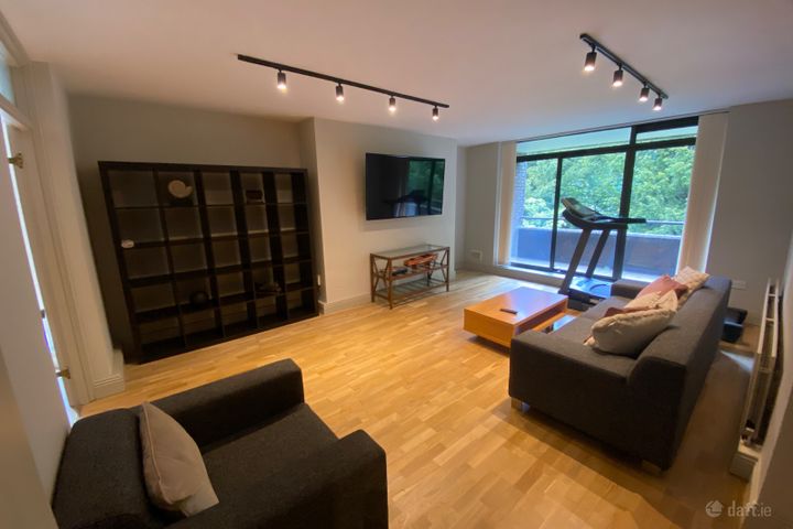 Milltown Grove, Milltown, Dublin 14