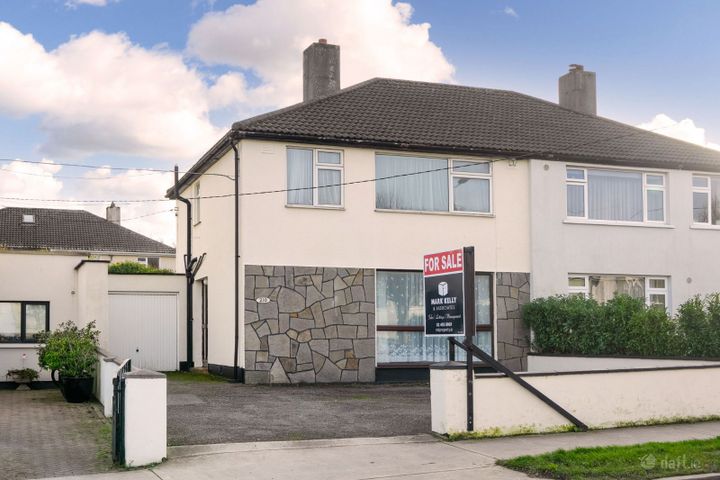 210 Ballinteer Avenue, Ballinteer, Dublin 16, D16E897