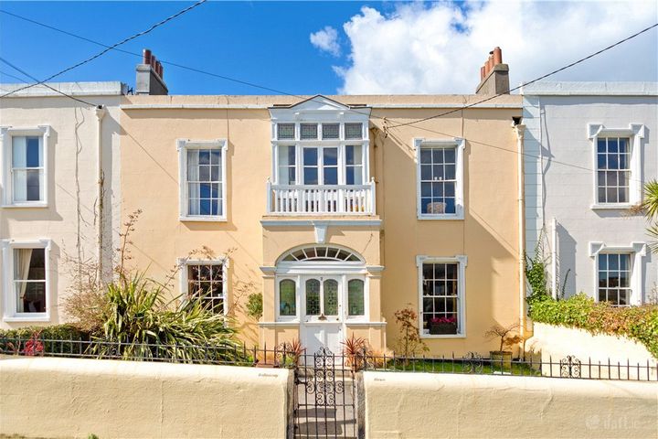 2 Ballygihen Ave, Sandycove, Dublin, Dublin