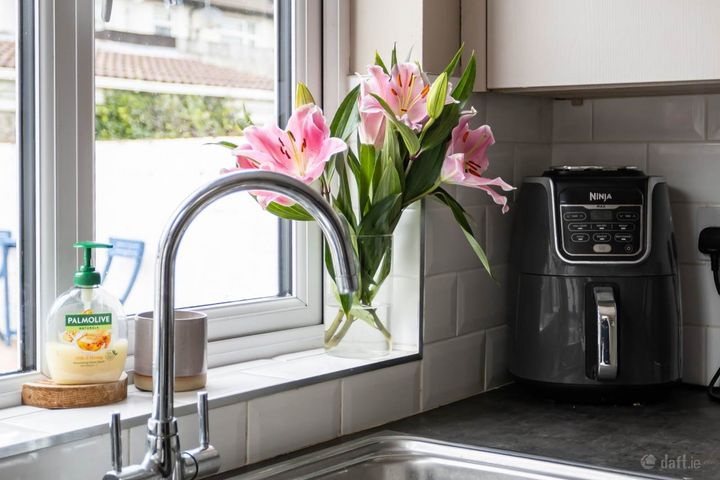 8 Hillcrest Heights, Lucan, Co. Dublin, K78P4V2 - Photo 3