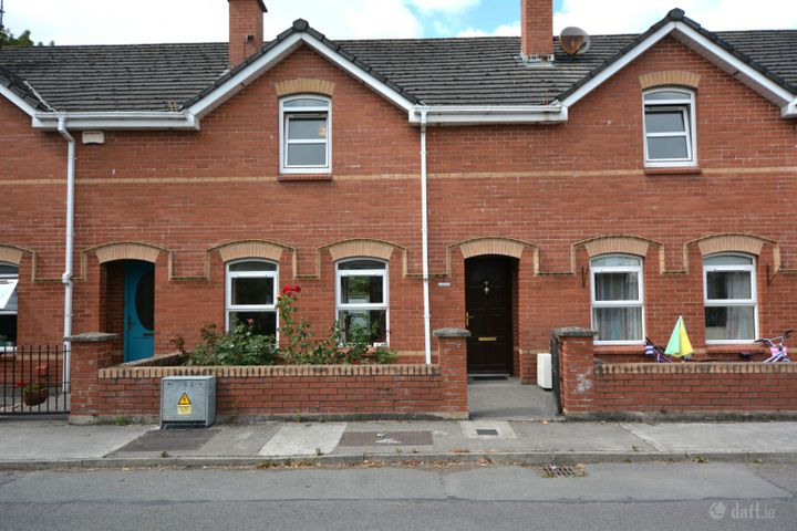 2 Railway Mews, Railway Terrace, Dublin Road, Drogheda, Co. Louth, A92VF5T