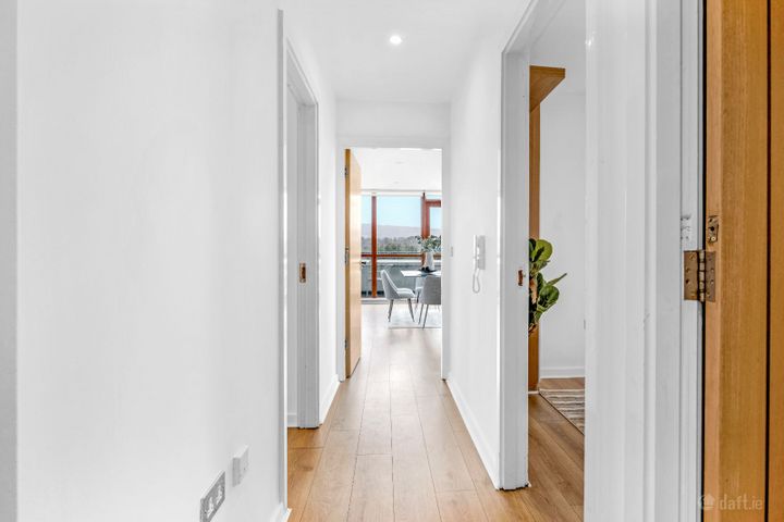 Apartment 325, Mother Teresa House, Loreto Abbey, Rathfarnham, Dublin 14, D14T389 - Photo 2