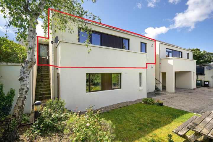 1 Woodview Mews, Glenalbyn Road, Stillorgan, Co. Dublin, A94CX58