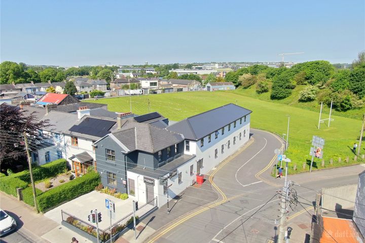 Woodquay Townhouse, 20 Walsh's Terrace, Woodquay, Galway, H91CK1V