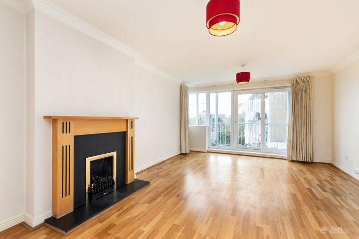 9 Glen Court, Stepaside Park, Stepaside, Dublin 18, D18K7R8 - Photo 2