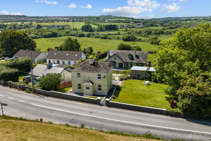 Ballynacrusha, Cobh, Co. Cork, P24YR96