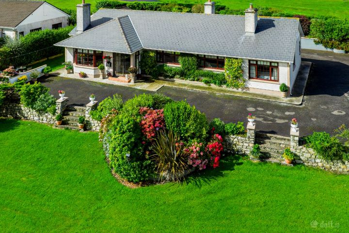 71 Springvale, Tubbercurry, Co. Sligo, F91F6T4