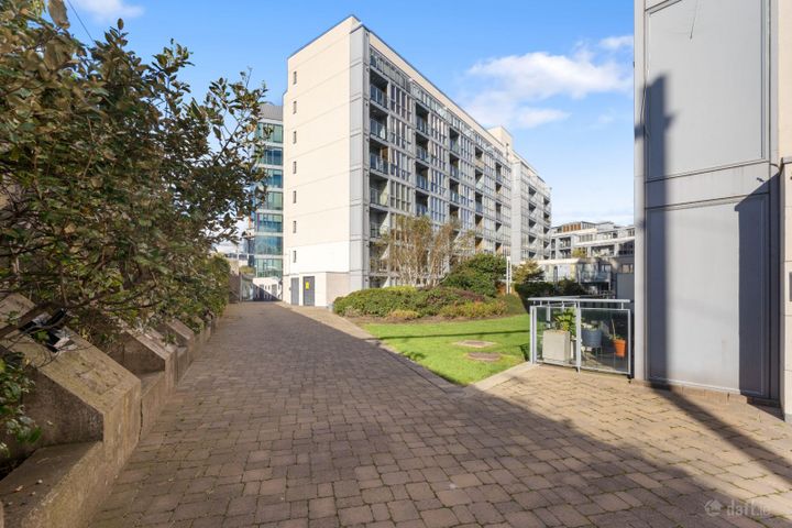 Apartment 67, The Hibernian, The Gasworks, Grand Canal Dock, Dublin 4, D04N8X8