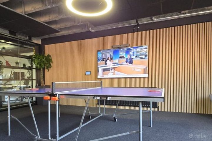 Fenian Street , Dublin 2