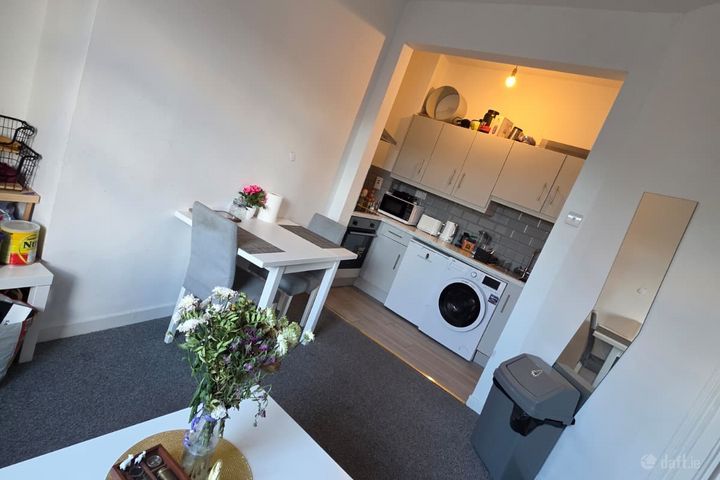 2 bed apt at 27 Church Road, North Wall, Dublin 3
