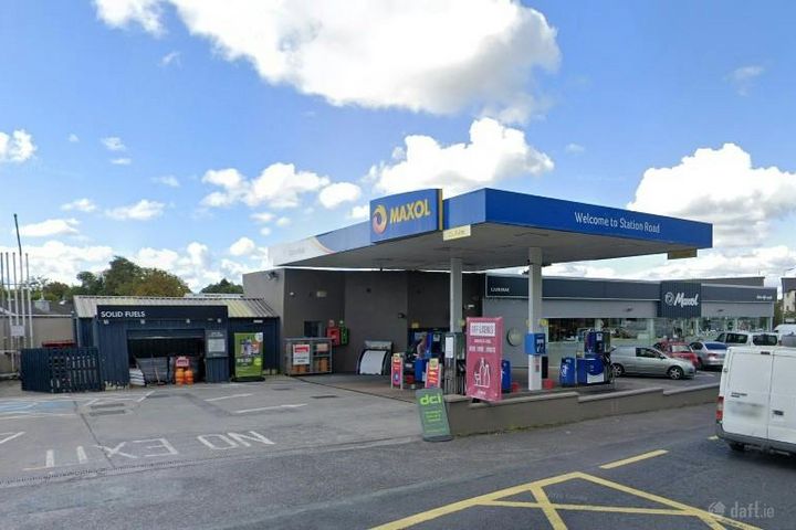 Service Station + Convenience Store, Station Road, Castlebar, Co. Mayo, F23XR83