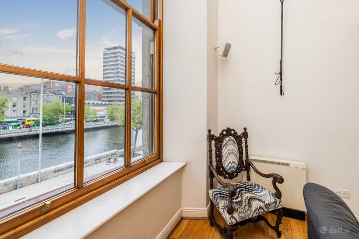 Apartment 6, Corn Exchange Apartments, Burgh Quay, Dublin 2, D02TN93 - Photo 3