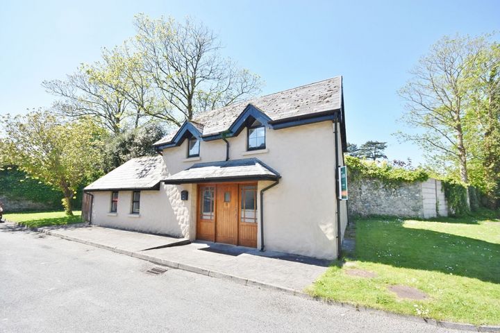 11 Avondale Court, Manor West, Tralee, Co. Kerry, V92E6WC