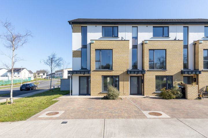 9 The Crescent, Green Hill, Clonhaston, Enniscorthy, Co. Wexford, Y21W8C7