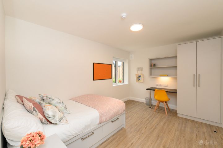 Magazine Road, Glasheen, Co. Cork