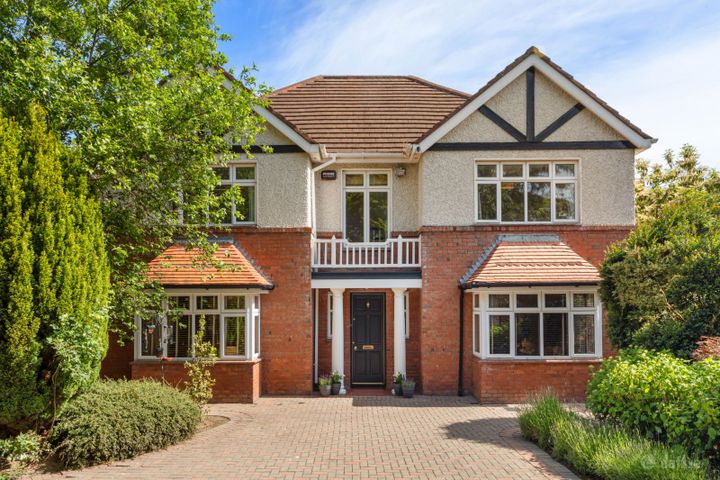 29 Hampton Park, Saint Helen'S Wood, Booterstown, Blackrock, Co. Dublin, A94K821