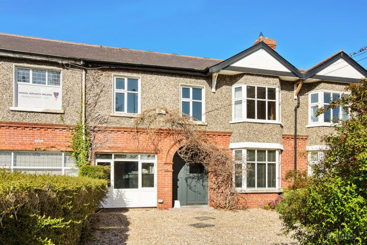 2 Woodlawn Terrace, Churchtown, Dublin 14, D14H6H2