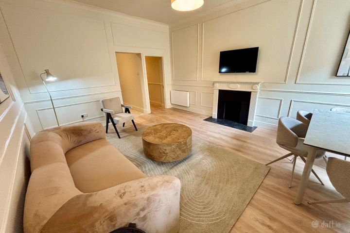 Mountjoy Square Two Bed Apartment , Dublin 1