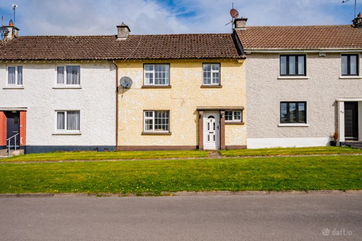 63 Derrygreenagh Park, Rochefortbridge, County Westmeath, Westmeath