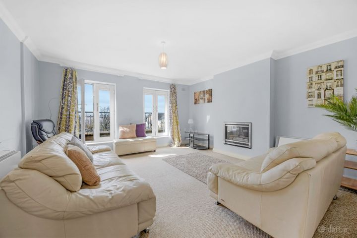 39 Erris Square, Waterville, Blanchardstown, Dublin 15, D15V263 - Photo 3