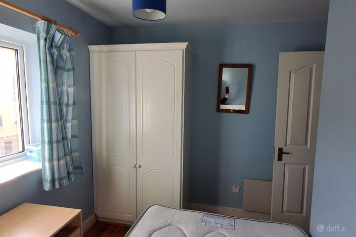 Apartment 2, Shannon Weir, Sr. Bernard Quay, Athlone, Co. Westmeath