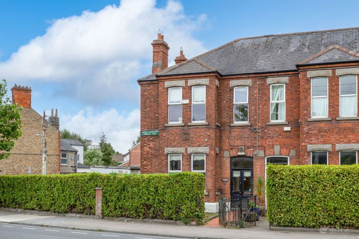 33 Finglas Road, Glasnevin, Dublin 11, D11YRN2
