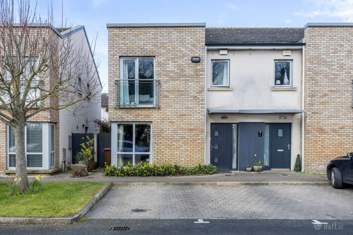 8 Waterside Crescent, Malahide, Co. Dublin, K36H512