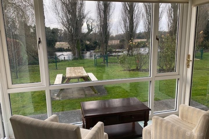 1 Weirview, Ardclough Road, Celbridge, Co. Kildare