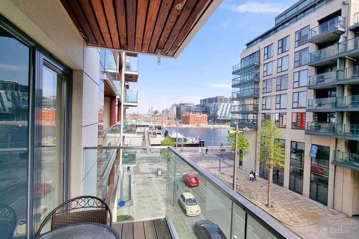 Apartment 30, Forbes Quay Apartments, Grand Canal Dock, Dublin 2, D02F244