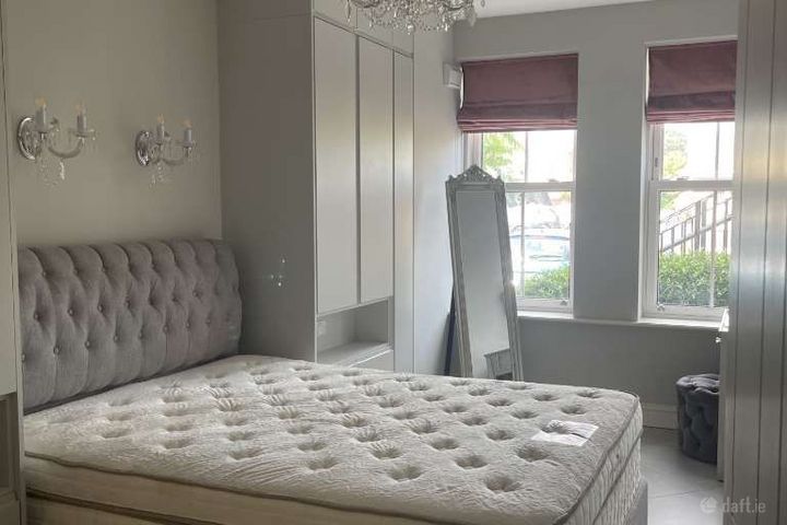 Benildus Ave, Dundrum, Dublin 14