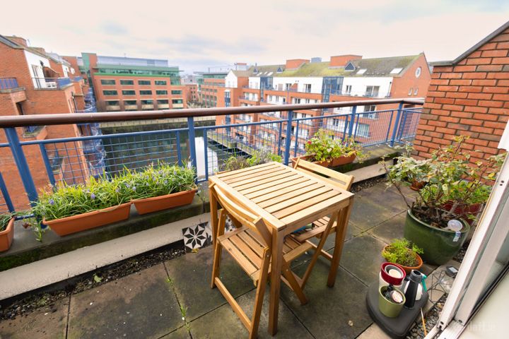 Custom House Harbour Apartments, IFSC, Dublin 1