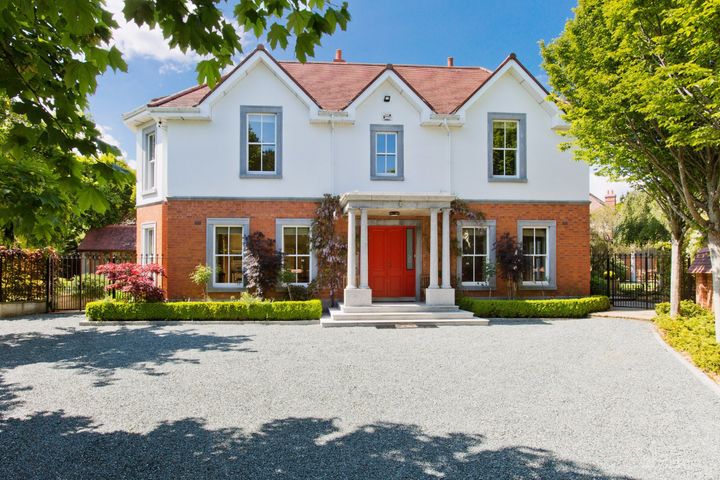 Appletree, Mart Lane, Foxrock, Dublin