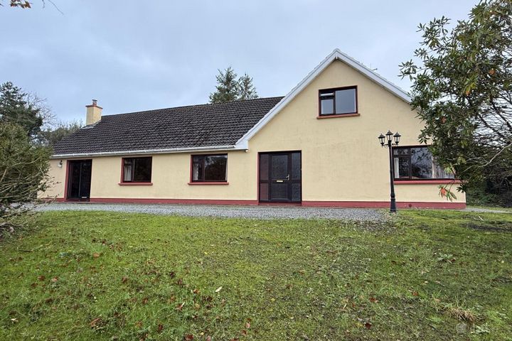 Crosstown, Killarney, Co Kerry, V93T8P6