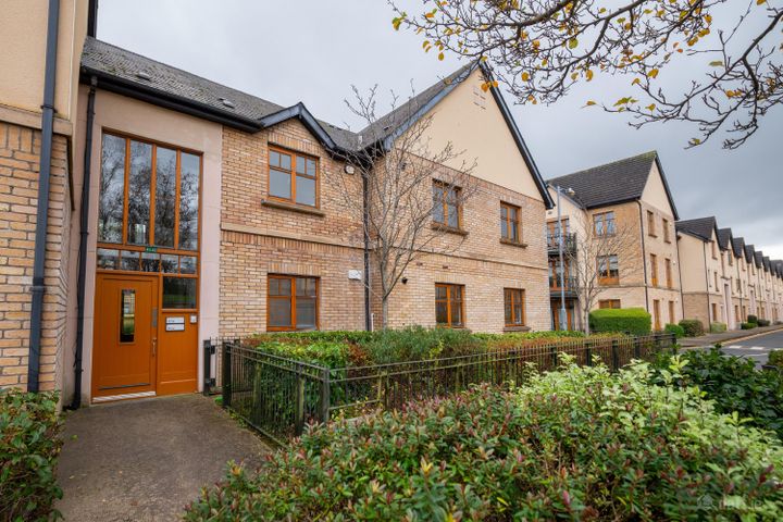 42 Woodbrook Park, Porterstown, Co. Dublin, D15VKW4