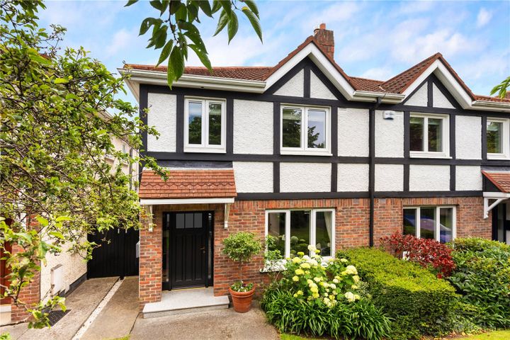 76 Fosterbrook, Stillorgan Rd, Dublin, Dublin