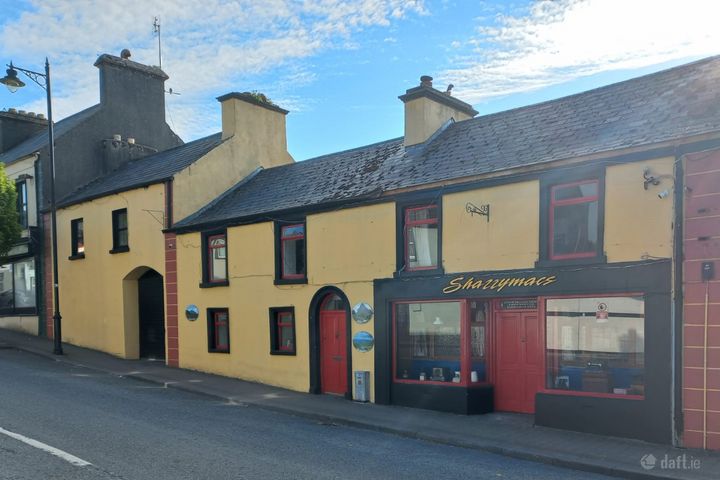 Shazzymacs, Kilkelly, Co. Mayo, F35EP26