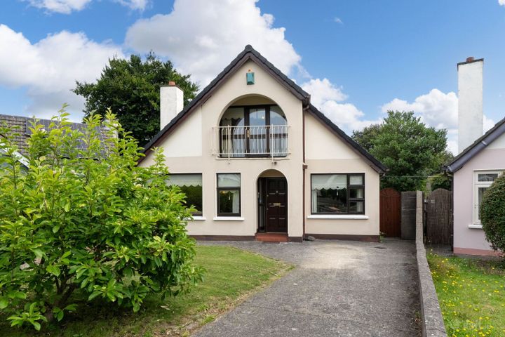 8 Glen Garth, The Park, Cabinteely, Dublin 18, D18F8W3