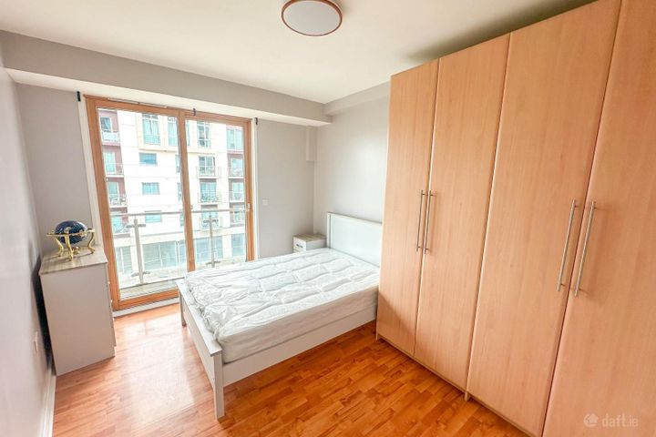 The Crescent, Park West Pointe, Park West , Perrystown, Dublin 12