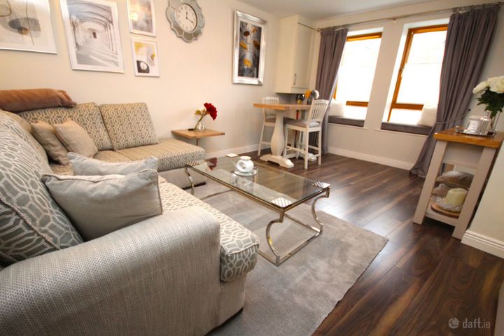 84 Summerseat Avenue, Summerseat, Clonee, Co. Meath