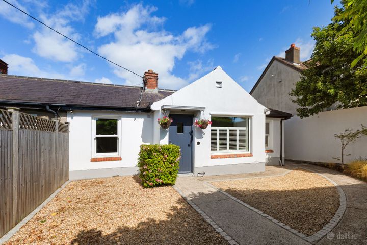 8 Honey Park Cottages, Sallynoggin, Co Dublin, Dublin