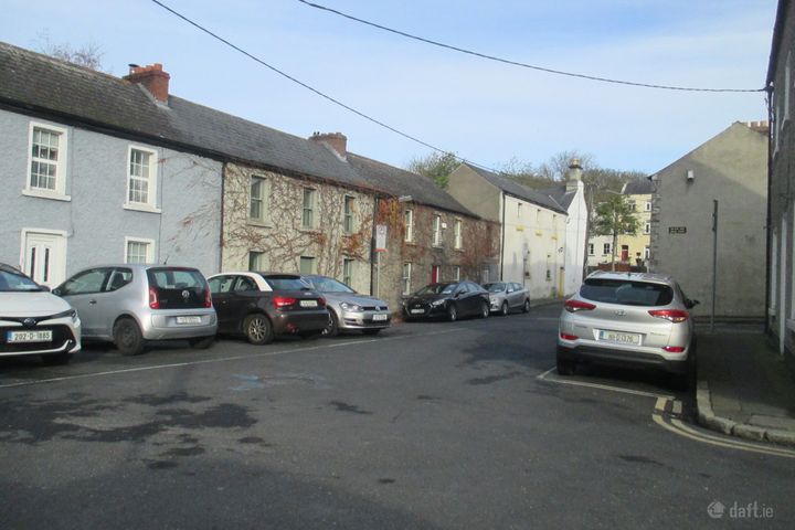 48 Maiden Row, Dublin 20, Chapelizod, Dublin 20, D20HP22