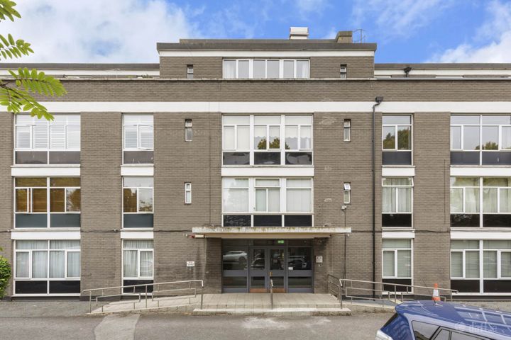 32 Courtney House, Appian Way, Ranelagh, Dublin 6, Ranelagh, Dublin 6, D06HN88