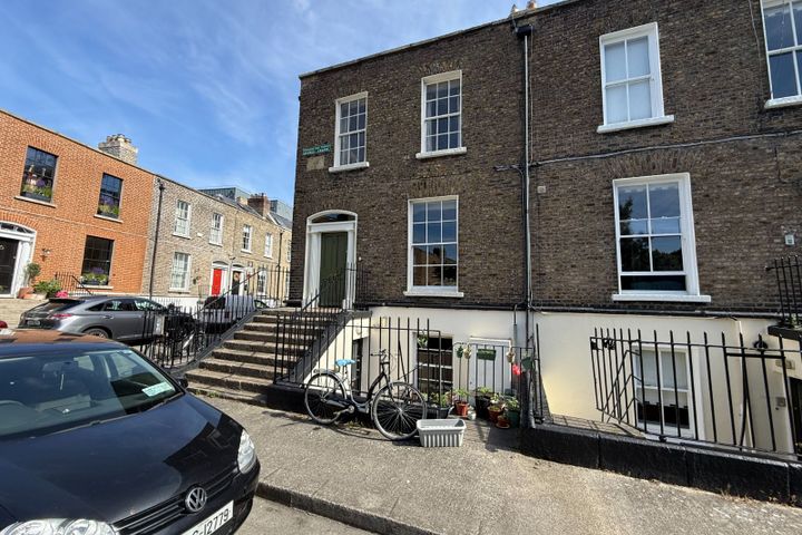 26 Pearse Square, Dublin 2