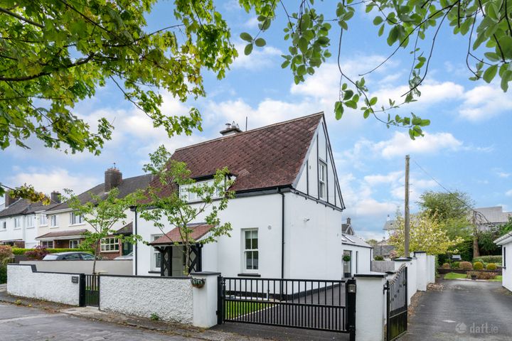 Mons Lodge, Leinster Walk,, Kildare Town, R51TP93
